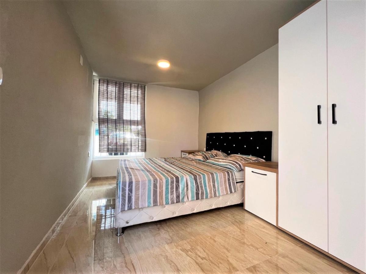 Apartments Melek Medulin Extérieur photo