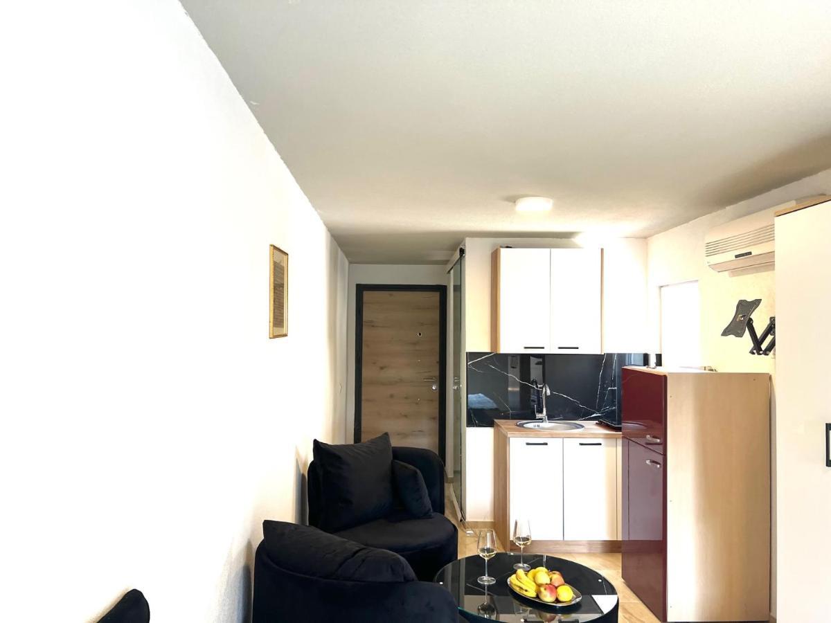Apartments Melek Medulin Extérieur photo