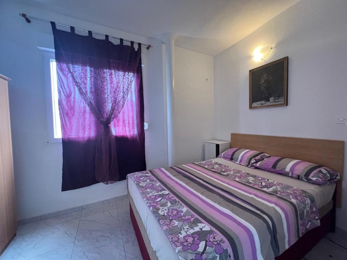 Apartments Melek Medulin Extérieur photo