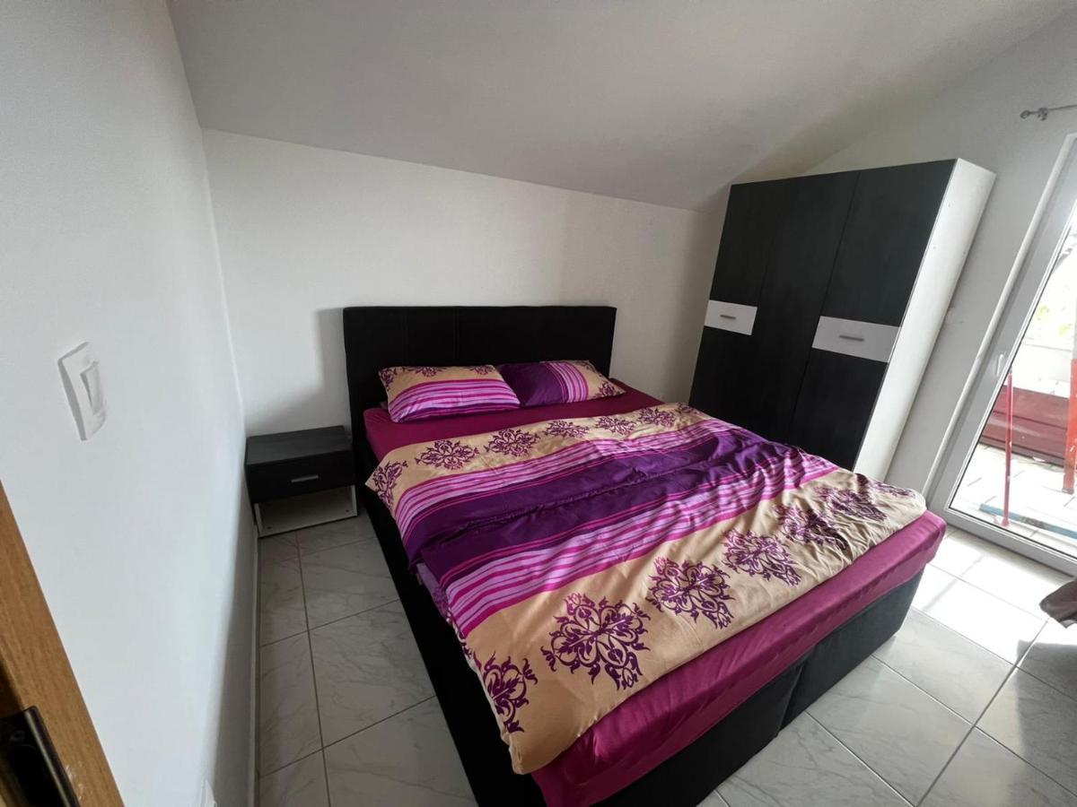 Apartments Melek Medulin Extérieur photo